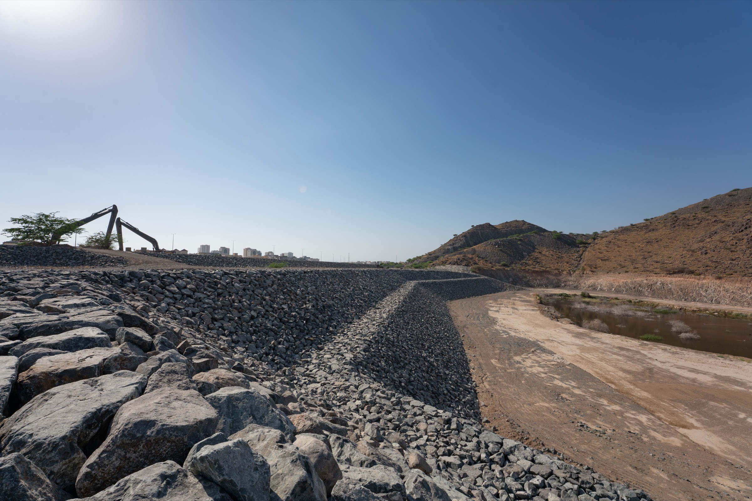 Murbah Dam & Protective Dikes